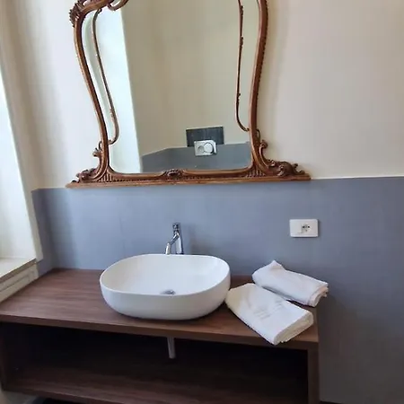 Bed & Breakfast Casa Graziella 3*