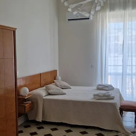 Bed & Breakfast Casa Graziella Capo dʼOrlando